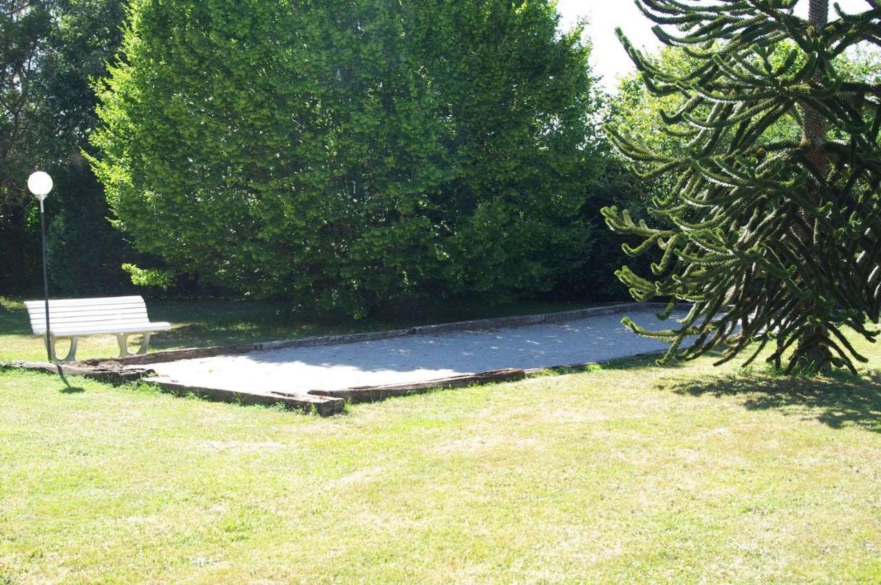A L'Oree Du Parc Saint-Priest-des-Champs Εξωτερικό φωτογραφία