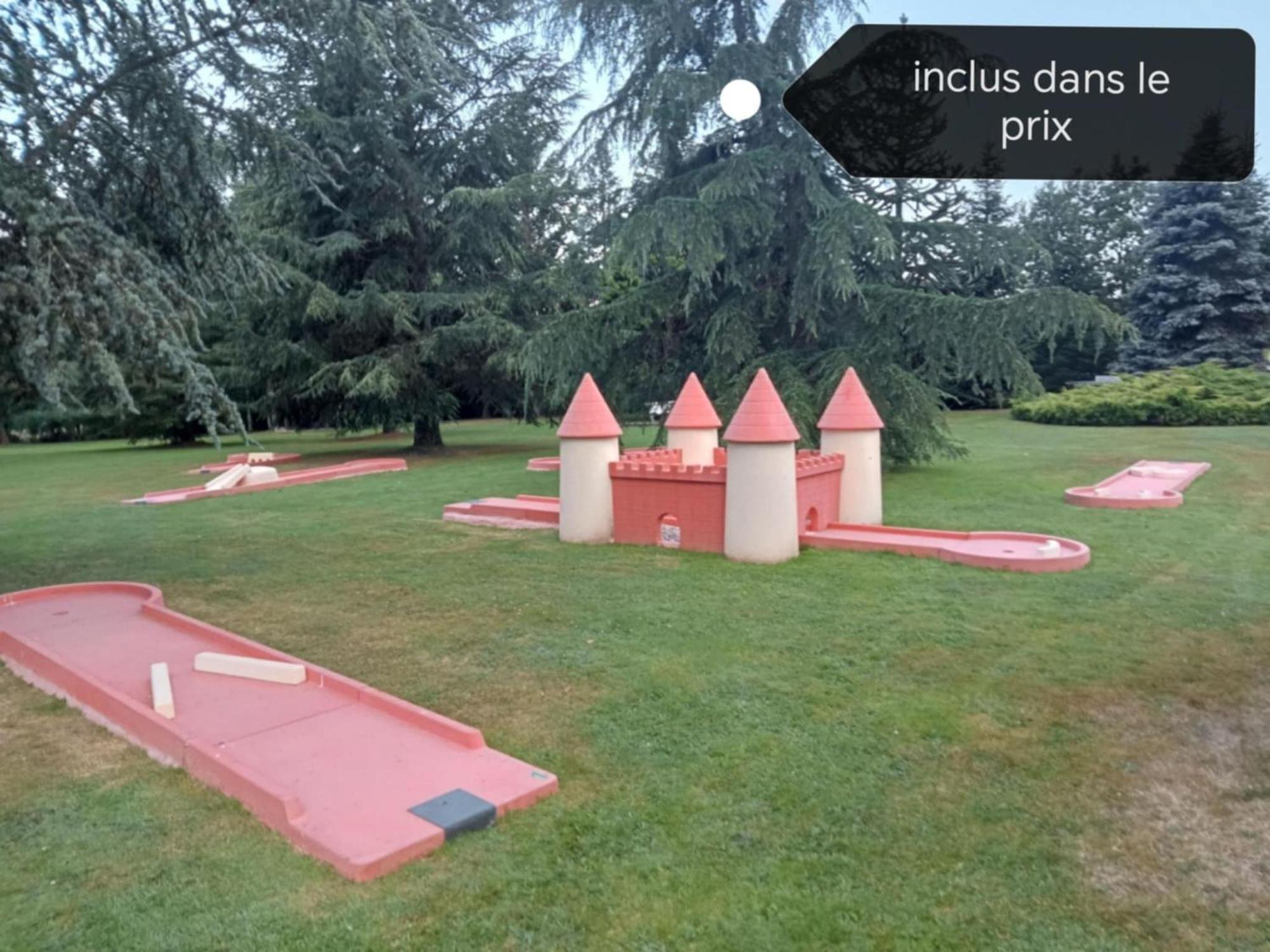 A L'Oree Du Parc Saint-Priest-des-Champs Εξωτερικό φωτογραφία